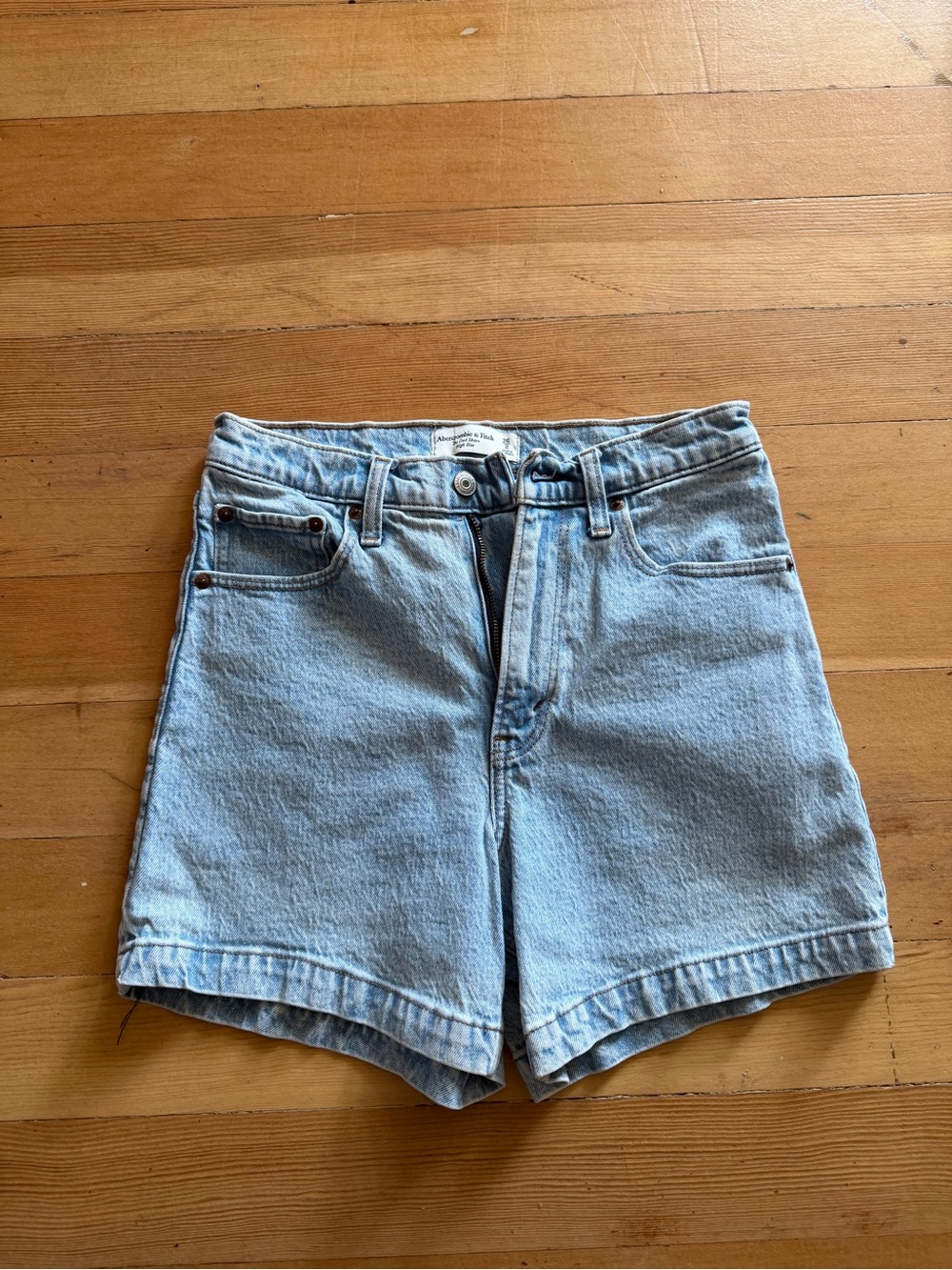 Abercrombie & Fitch Dad Shorts